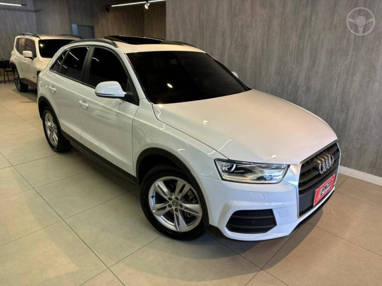 AUDI - Q3 1.4 TFSI AMBIENTE FLEX 4P S TRONIC - 2016/2017 - BRANCA - R$ 96.900,00