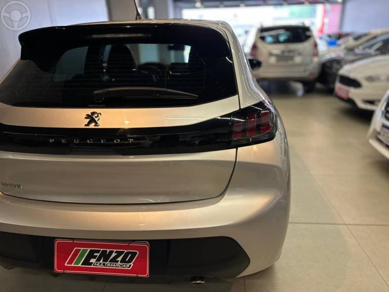 PEUGEOT - 208 1.6 GRIFFE 16V FLEX 4P MANUAL - 2021/2021 - PRATA - R$ 85.900,00
