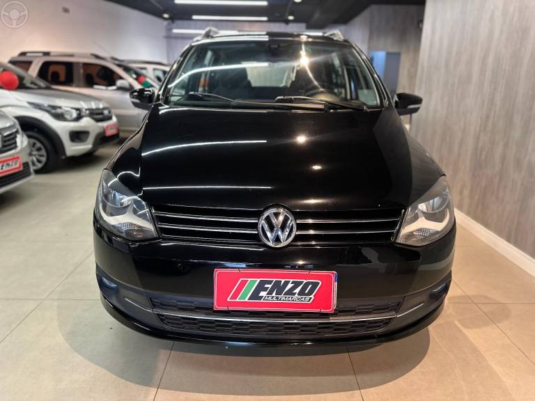VOLKSWAGEN - SPACEFOX 1.6 MI SPORTLINE 8V FLEX 4P MANUAL - 2010/2011 - PRETA - R$ 39.900,00