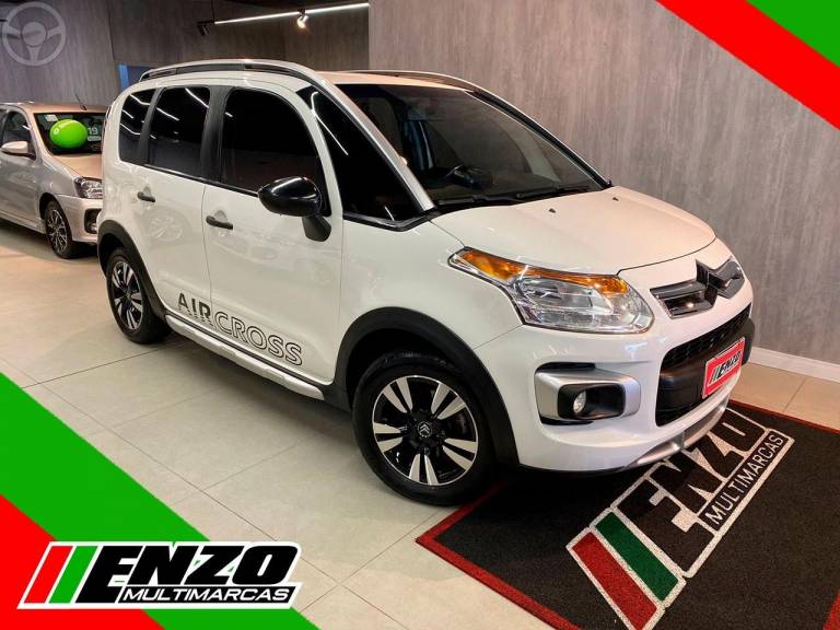 CITROËN - AIRCROSS 1.6 GLX 16V FLEX 4P MANUAL - 2013/2014 - BRANCA - R$ 42.900,00