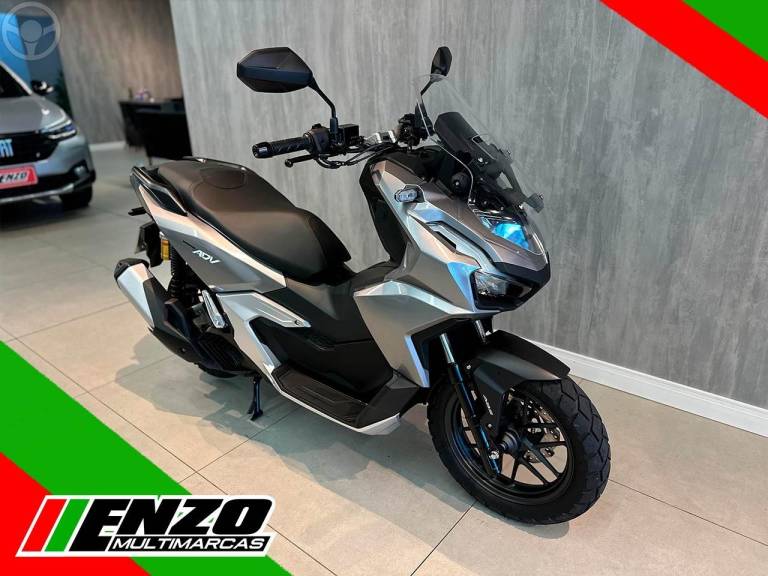 HONDA - X-ADV 750 - 2025/2025 - PRATA - R$ 26.900,00