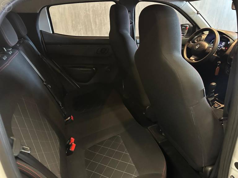 RENAULT - KWID 1.0 12V SCE FLEX ZEN MANUAL - 2021/2022 - BRANCA - R$ 51.900,00