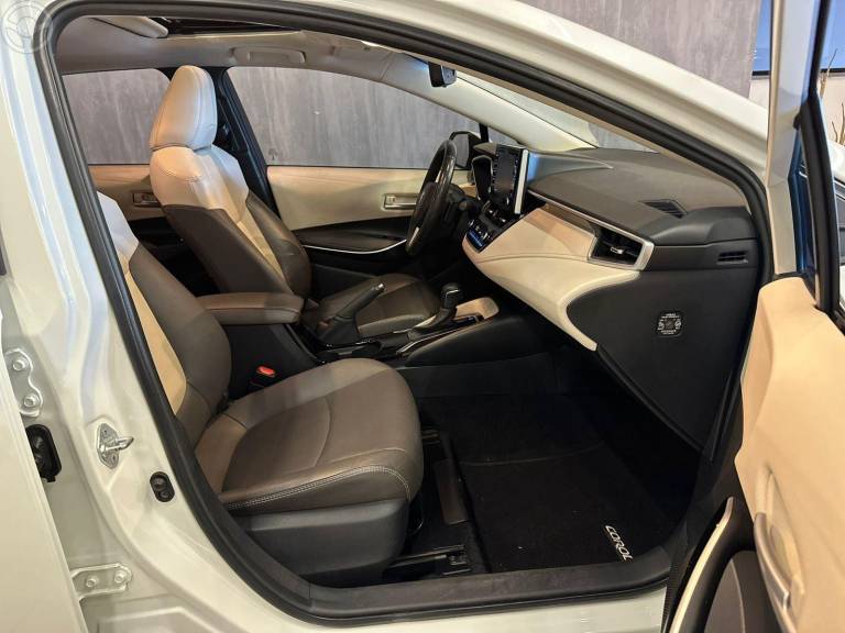 TOYOTA - COROLLA 2.0 ALTIS PREMIUM 16V FLEX 4P AUTOMÁTICO - 2021/2021 - BRANCA - R$ 139.900,00