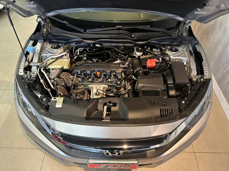 HONDA - CIVIC 2.0 16V FLEXONE EX 4P CVT - 2016/2017 - PRATA - R$ 107.900,00