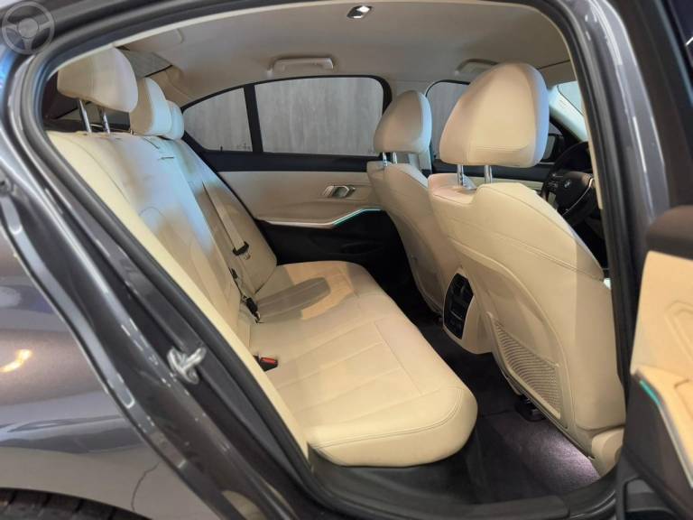 BMW - 320I 2.0 M SPORT 16V TURBO 4P AUTOMÁTICO - 2019/2020 - CINZA - R$ 199.900,00