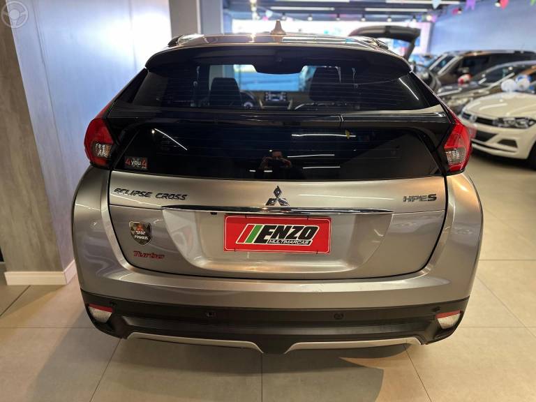 MITSUBISHI - ECLIPSE CROSS 1.5 HPE-S 16V 4P AUTOMÁTICO - 2021/2022 - PRATA - R$ 134.900,00