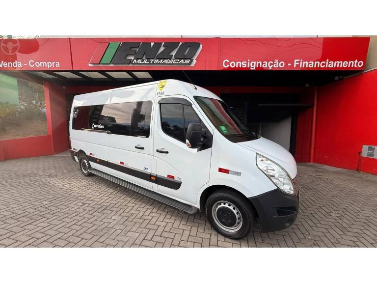 RENAULT - MASTER 2.3 DCI MINIBUS EXECUTIVE L3H2 1 16V DIESEL 4P MANUAL - 2019/2020 - BRANCA - R$ 214.900,00