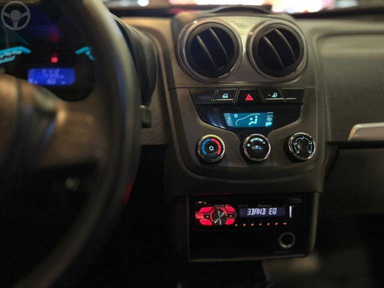 CHEVROLET - MONTANA 1.4 MPFI SPORT CS 8V FLEX 2P MANUAL - 2010/2011 - PRETA - R$ 47.900,00