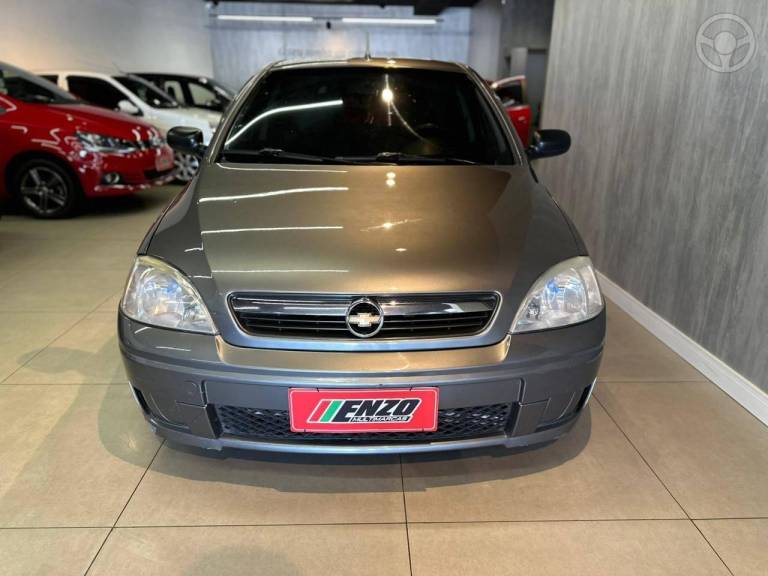 CHEVROLET - CORSA 1.4 MPFI MAXX 8V FLEX 4P MANUAL - 2010/2011 - CINZA - R$ 34.900,00
