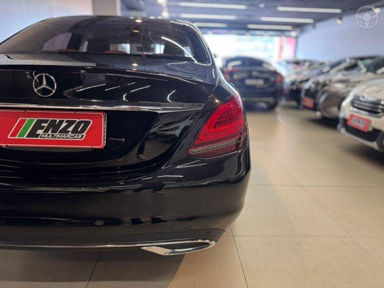 MERCEDES-BENZ - C 180 1.6 CGI 16V TURBO 4P AUTOMÁTICO - 2018/2019 - PRETA - R$ 139.900,00