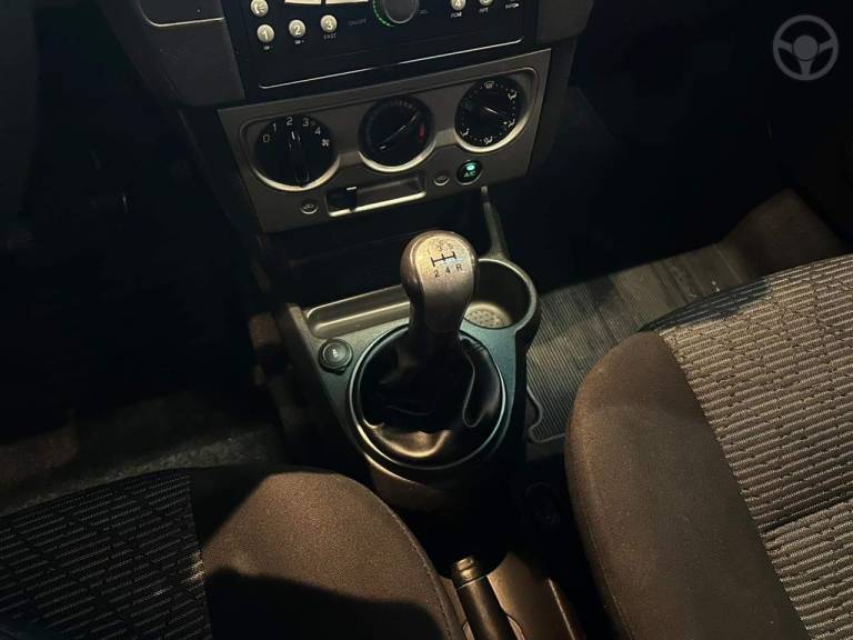 FORD - ECOSPORT 1.6 FREESTYLE 8V FLEX 4P MANUAL - 2011/2012 - PRETA - R$ 47.900,00