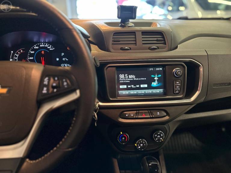 CHEVROLET - SPIN 1.8 PREMIER 8V FLEX 4P AUTOMÁTICO - 2023/2024 - PRATA - R$ 116.900,00