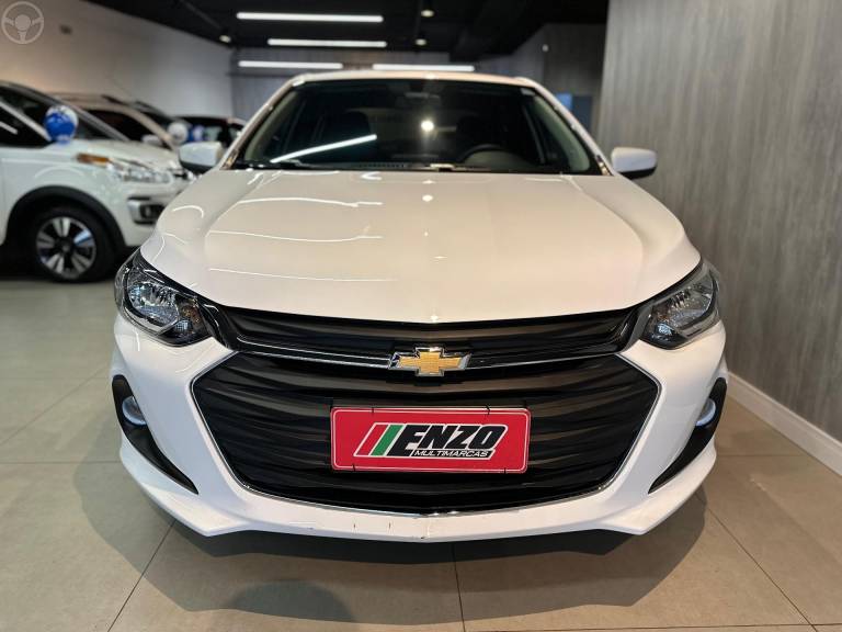 CHEVROLET - ONIX 1.0LTZ PLUS 12V TURBO FLEX 4P AUTOMÁTICO - 2023/2024 - BRANCA - R$ 98.900,00