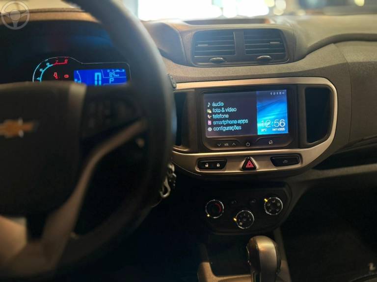 CHEVROLET - SPIN 1.8 ACTIV 8V FLEX 4P AUTOMÁTICO - 2015/2016 - PRATA - R$ 61.900,00