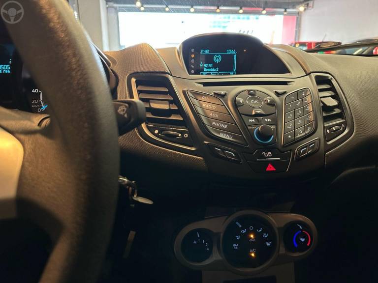 FORD - FIESTA 1.6 SE HATCH 16V FLEX 4P MANUAL - 2018/2018 - PRETA - R$ 54.900,00