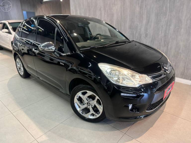 CITROËN - C3 1.6 EXCLUSIVE 16V FLEX 4P MANUAL - 2012/2013 - PRETA - R$ 37.900,00