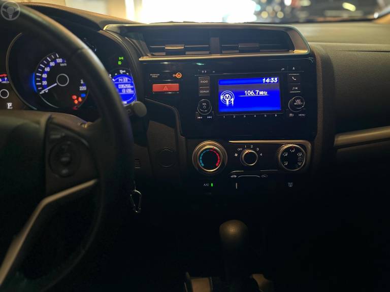 HONDA - WRV 1.5 16V FLEXONE EX CVT - 2017/2018 - BRANCA - R$ 85.900,00