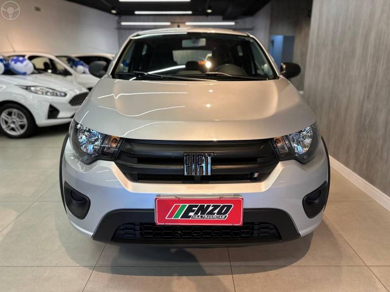 FIAT - MOBI 1.0 8V EVO FLEX LIKE. MANUAL - 2023/2023 - PRATA - R$ 53.900,00