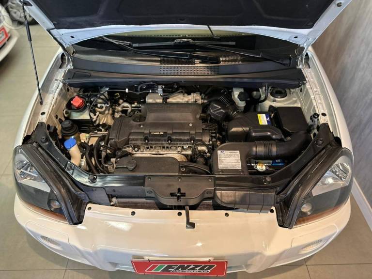 HYUNDAI - TUCSON 2.0 MPFI GLS 16V 143CV 2WD FLEX 4P AUTOMÁTICO - 2015/2016 - BRANCA - R$ 62.900,00