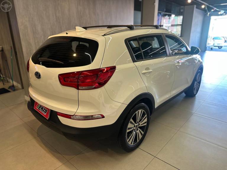 KIA MOTORS - SPORTAGE 2.0 LX2 OFF G4 FLEX 4P AUTOMÁTICO - 2015/2016 - BRANCA - R$ 83.900,00