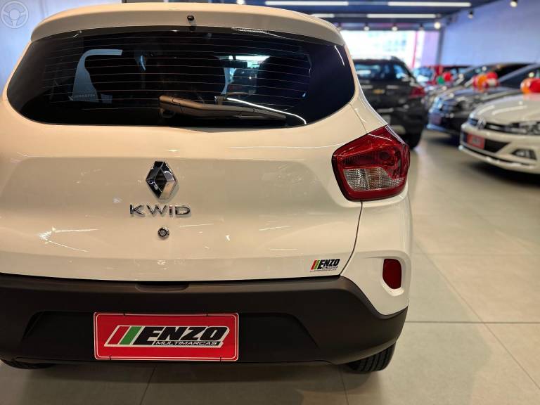 RENAULT - KWID 1.0 12V SCE FLEX ZEN MANUAL - 2021/2022 - BRANCA - R$ 51.900,00