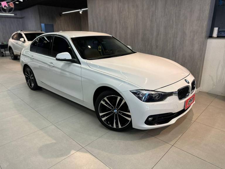 BMW - 320I 2.0 16V TURBO ACTIVE FLEX 4P AUTOMÁTICO - 2018/2018 - BRANCA - R$ 119.900,00