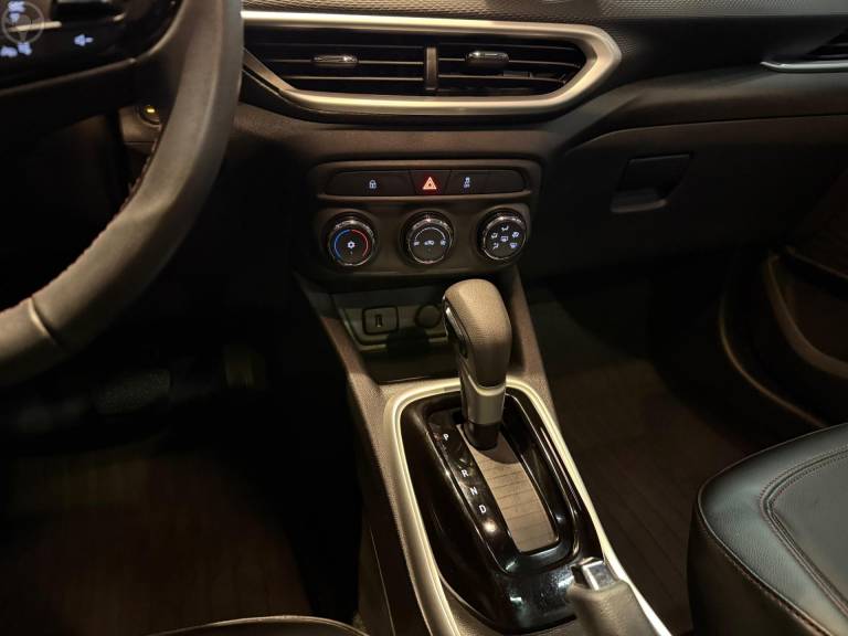 CHEVROLET - TRACKER 1.2 12V RS TURBO FLEX 4P AUTOMÁTICO - 2023/2024 - CINZA - R$ 126.900,00