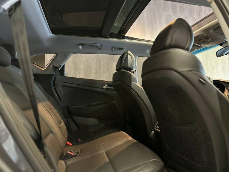 HYUNDAI - TUCSON 1.6 GLS TURBO 4P AUTOMÁTICO - 2020/2021 - CINZA - R$ 132.900,00