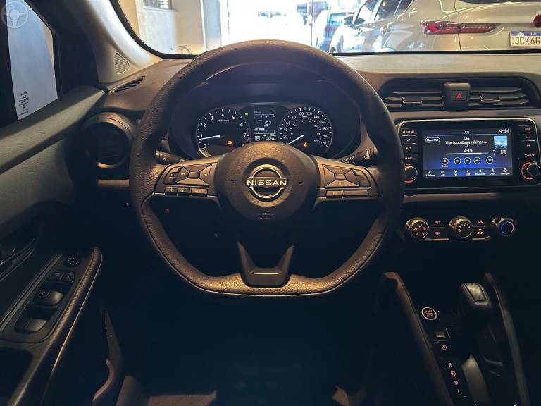 NISSAN - VERSA 1.6 SENSE 16V FLEX 4P AUTOMÁTICO - 2024/2025 - CINZA - R$ 105.900,00