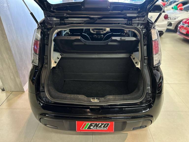 FIAT - UNO 1.0 EVO ATTRACTIVE 8V FLEX 4P MANUAL - 2018/2019 - PRETA - R$ 34.900,00