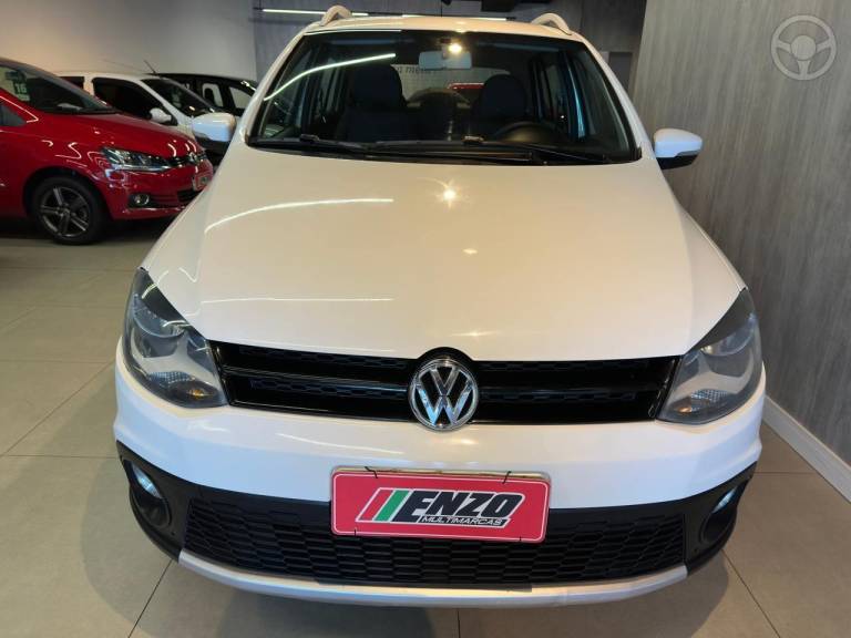 VOLKSWAGEN - CROSSFOX 1.6 MI FLEX 8V 4P MANUAL - 2012/2013 - BRANCA - R$ 48.900,00