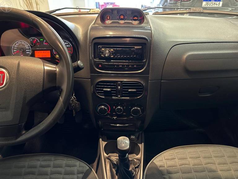 FIAT - STRADA 1.8 MPI ADVENTURE CD 8V FLEX 2P MANUAL - 2013/2013 - BRANCA - R$ 57.900,00