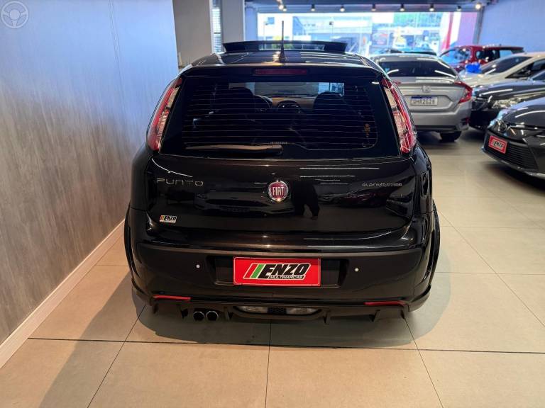 FIAT - PUNTO 1.8 BLACKMOTION 16V FLEX 4P MANUAL - 2013/2014 - PRETA - R$ 49.900,00