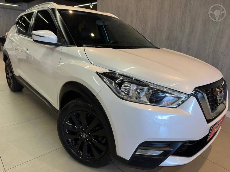 NISSAN - KICKS 1.6 16V FLEX SV 4P XTRONIC - 2020/2021 - BRANCA - R$ 89.900,00