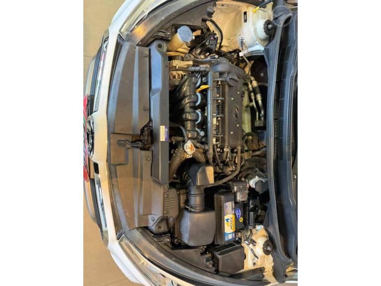 HYUNDAI - HB20X 1.6 16V PREMIUM FLEX 4P AUTOMÁTICO - 2016/2017 - BRANCA - R$ 71.900,00