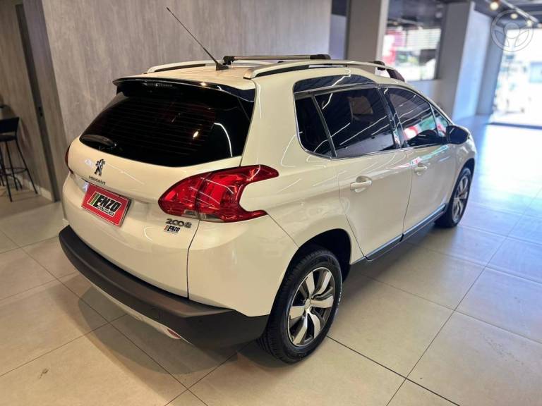 PEUGEOT - 2008 1.6 16V FLEX GRIFFE 4P AUTOMÁTICO - 2017/2017 - BRANCA - R$ 57.900,00