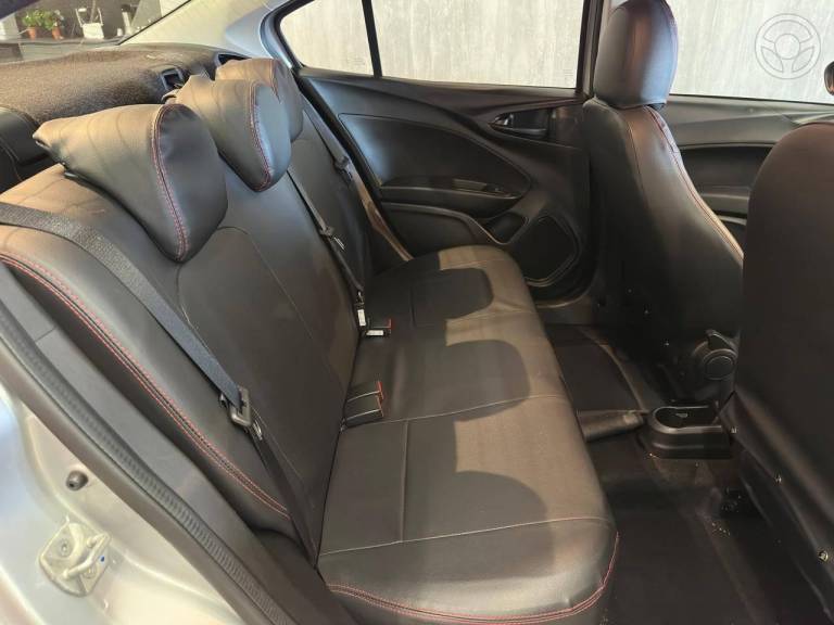 FIAT - CRONOS 1.0 FIREFLY DRIVE FLEX 4P MANUAL - 2024/2025 - PRATA - R$ 83.900,00