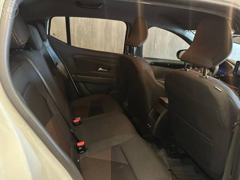 RENAULT - KARDIAN 1.0 TCE TECHNO EDC FLEX 4P AUTOMÁTICO - 2024/2025 - BRANCA - R$ 106.900,00