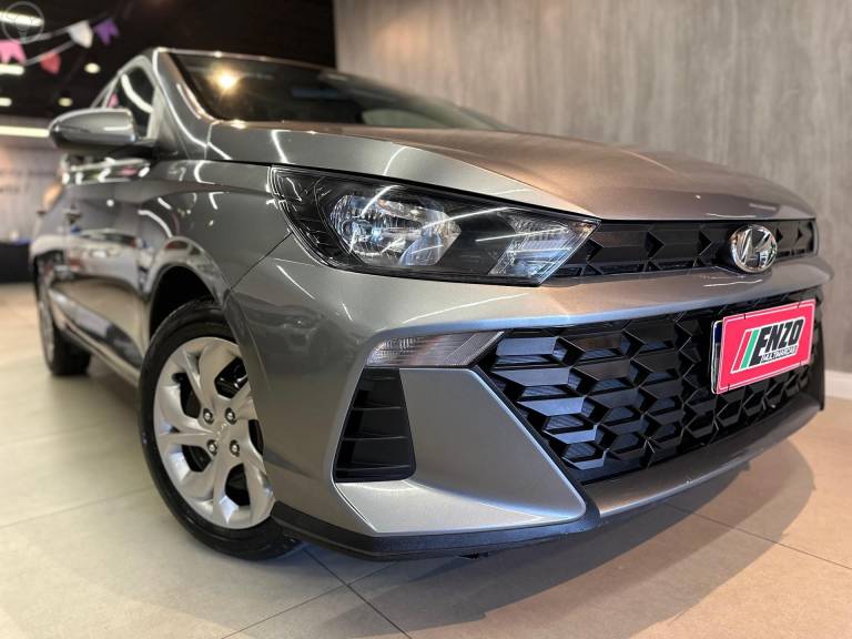 HYUNDAI - HB20S 1.0 COMFORT 12V FLEX 4P MANUAL - 2023/2023 - CINZA - R$ 76.900,00