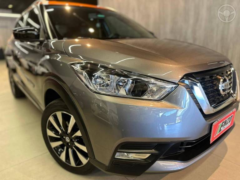NISSAN - KICKS 1.6 16V FLEX SL PACK TECH 4P XTRONIC - 2017/2018 - CINZA - R$ 84.900,00